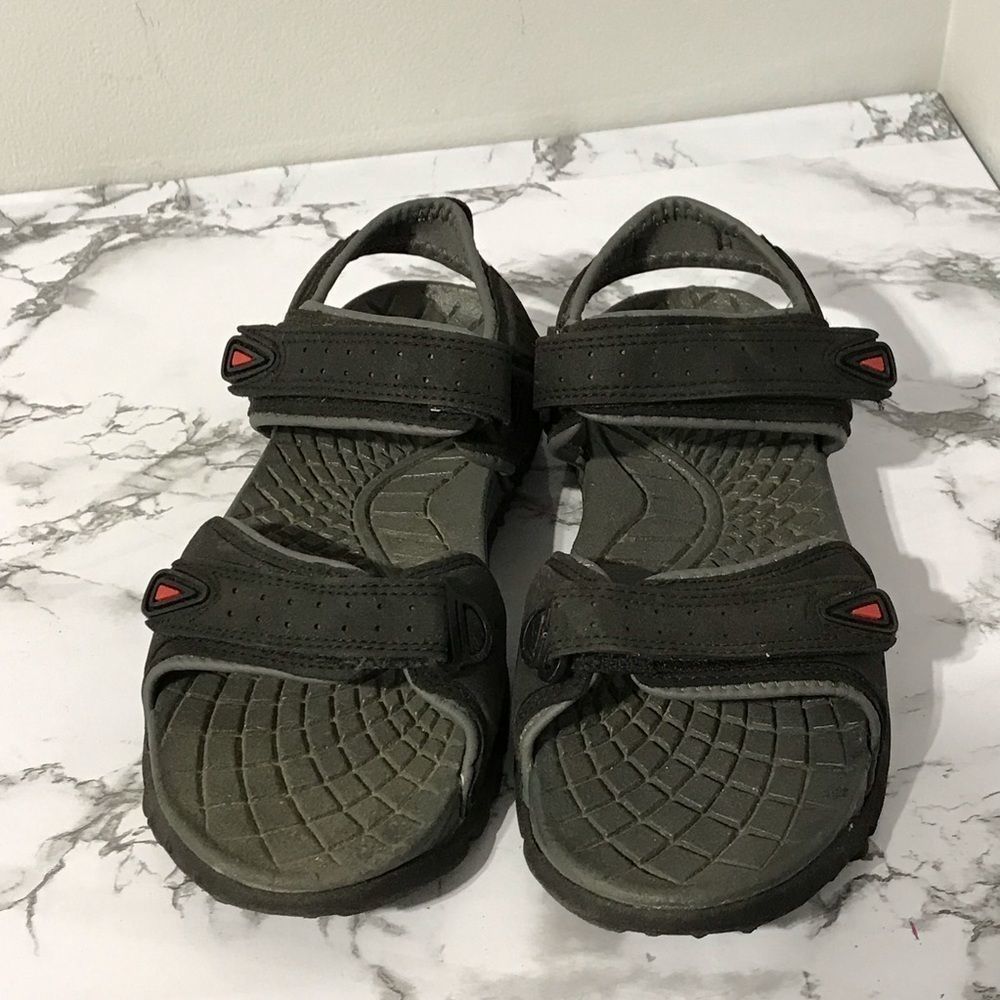 State Street Women’s Black Open Toe Sandals size 4